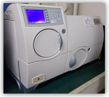 全自動細菌同定感受性測定装置 Vitek2コンパクト