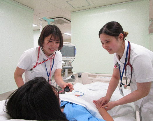 術後の看護場面